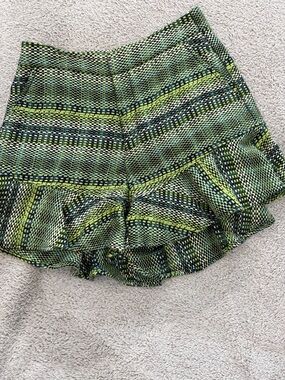 Cinq a sept High-Waist Green Patterned high waisted shorts with Ruffle Hem